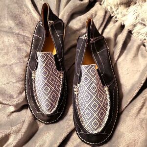 NWOT, rank 45 boat shoes,comfort with grip! Size women's 9! These are versatile,